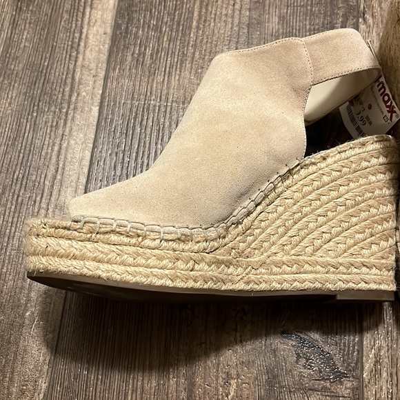NWT KENNETH COLE WEDGES 8 1/2 - Picture 9 of 13